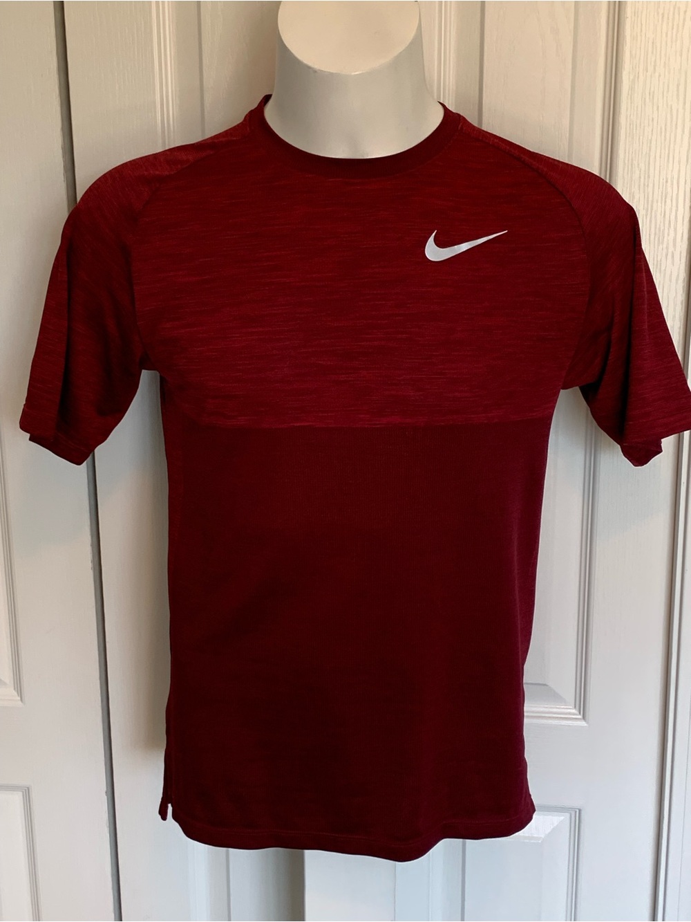 Nike Running Men’s Maroon Performance Crew Neck Shirt
